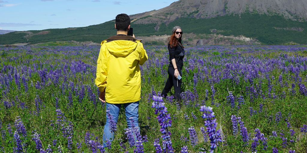 person continuing a task