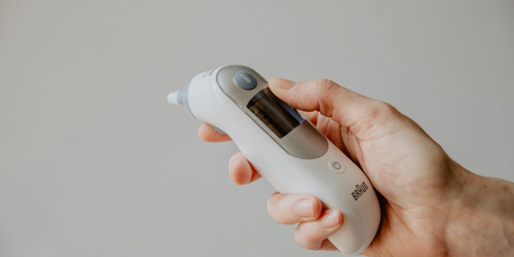 Ear thermometer for checking fever